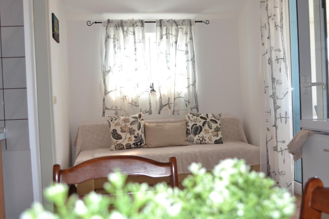 Apartments Lucija Срима Екстериор снимка